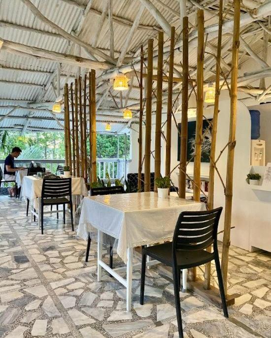 The Three P Beach Resort & Dive Center Agnay Exterior foto